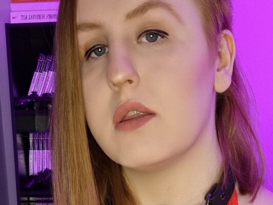 Foto de perfil de modelo de webcam de SweetieSara 