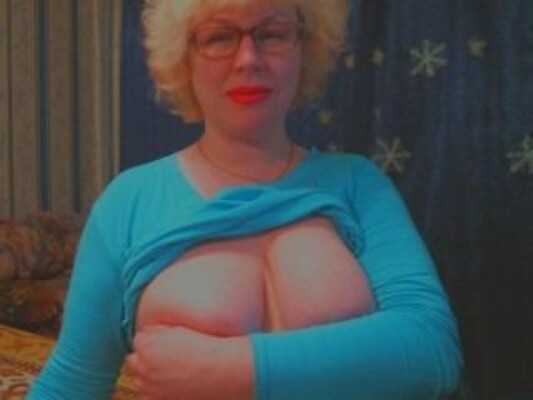 Foto de perfil de modelo de webcam de BlondSexyBomb 