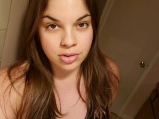 Image de profil du modèle de webcam LadyRedMage