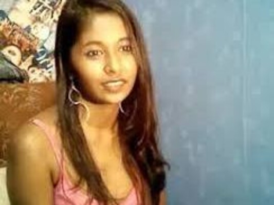 Image de profil du modèle de webcam Indiantease213
