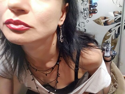 Foto de perfil de modelo de webcam de Kassandra_OM 