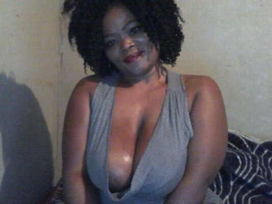 Thicknessxxxx cam model profile picture 
