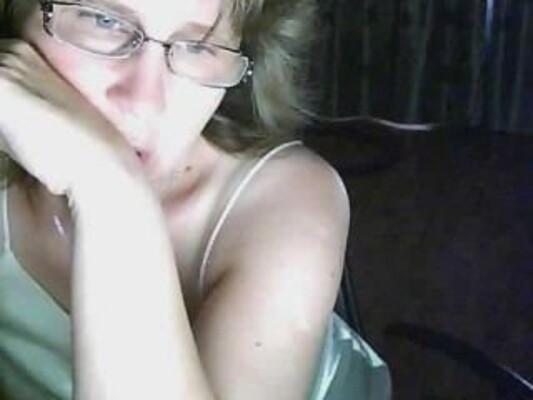 Image de profil du modèle de webcam old_queen