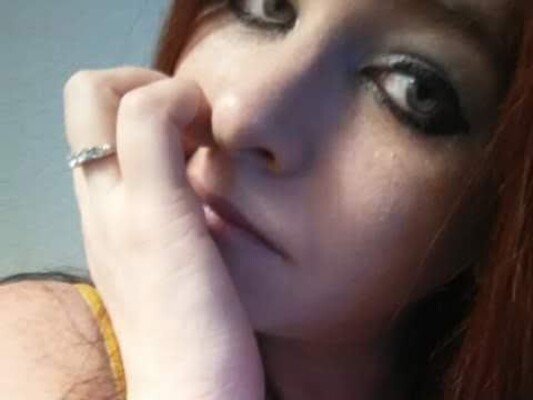 Foto de perfil de modelo de webcam de Raine_Shadows 