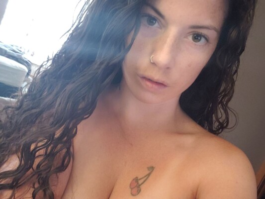 Profilbilde av WildCherry89 webkamera modell