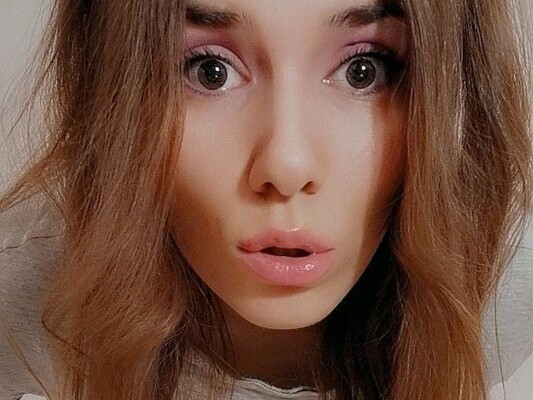 Emma_Olivka profilbild på webbkameramodell 