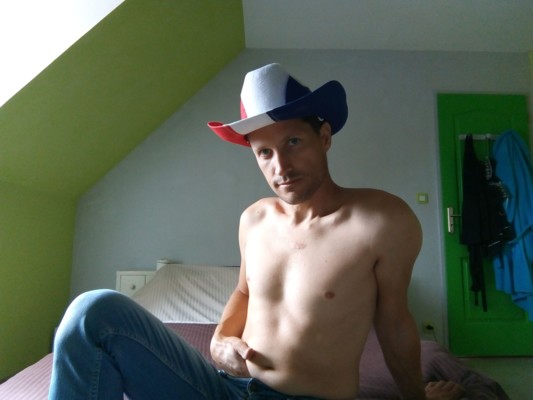 Foto de perfil de modelo de webcam de Mamours 