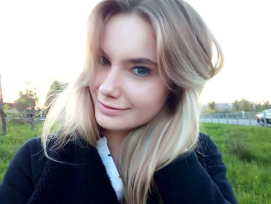 Foto de perfil de modelo de webcam de CoolAdriana 
