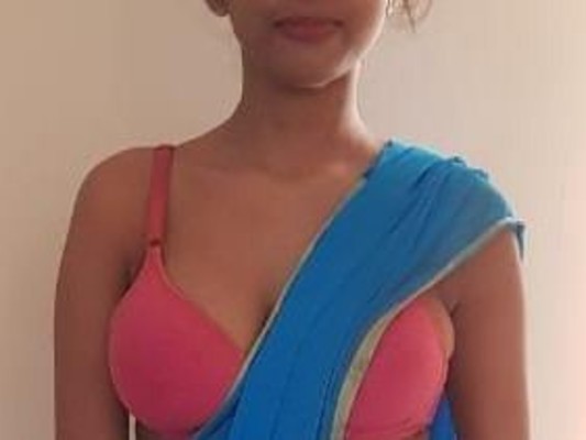 Image de profil du modèle de webcam IndianMansi