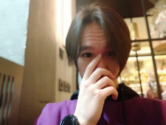 Foto de perfil de modelo de webcam de LIANG_CHANG 