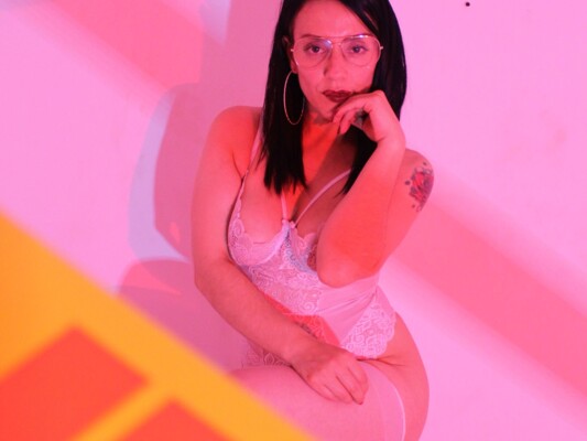Foto de perfil de modelo de webcam de Mia_Robertsvh 