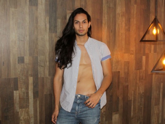 Leandro_Dominguez immagine del profilo del modello di cam