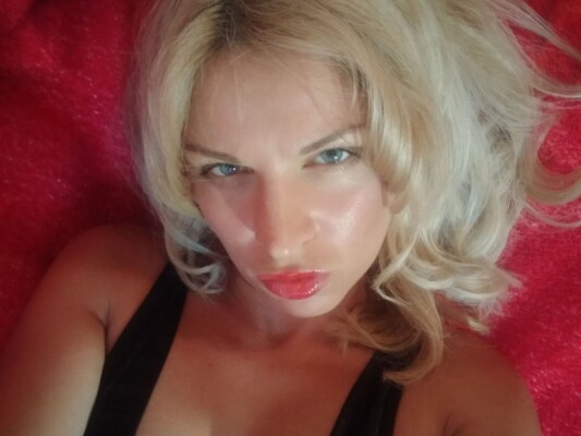 Foto de perfil de modelo de webcam de Loren_Rose 