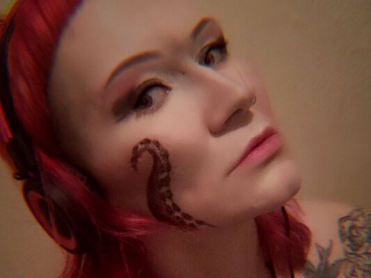 Image de profil du modèle de webcam Ana_Lovecraft