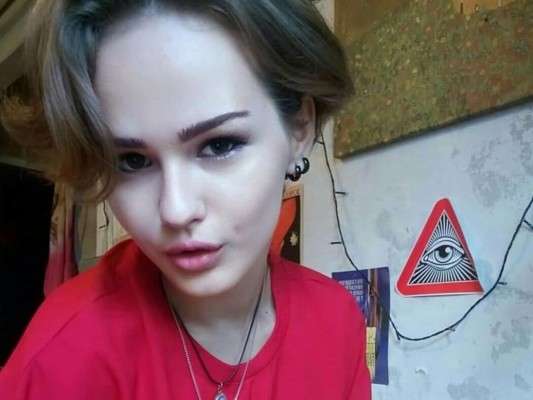 Image de profil du modèle de webcam MillaSky