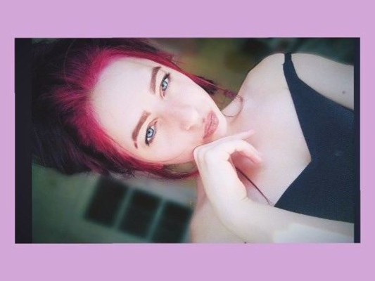 Image de profil du modèle de webcam LuciaBlain