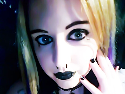 Foto de perfil de modelo de webcam de Kodi_Dusk 