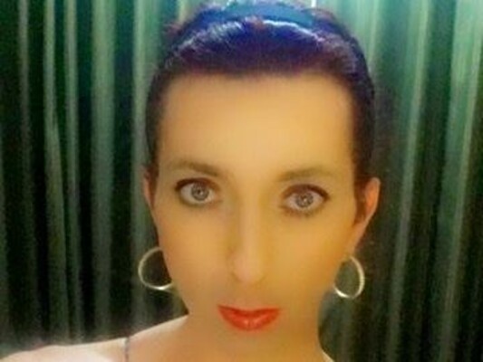 Foto de perfil de modelo de webcam de Angelista 