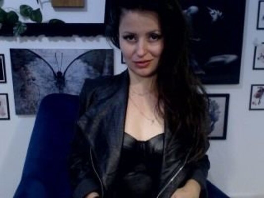 Foto de perfil de modelo de webcam de MissReine 