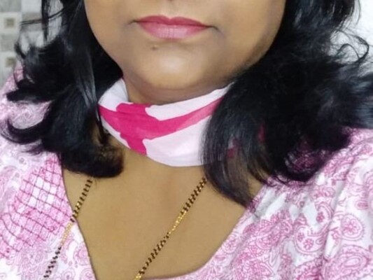 Imagen de perfil de modelo de cámara web de indianDesiGirl_Sandhya