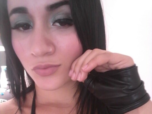 Image de profil du modèle de webcam Sara_valentina98