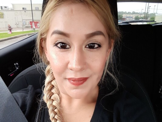 Live Cam & Sex Chat with Mandy_lea69 on Rabbits Cams