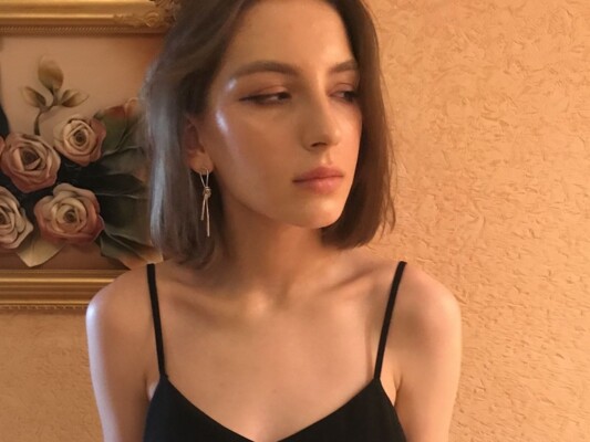 Foto de perfil de modelo de webcam de EminaValua 