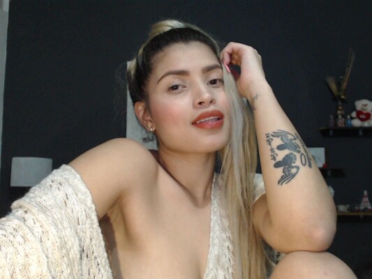 Foto de perfil de modelo de webcam de susana_martinez 
