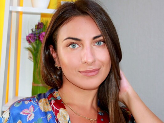 Foto de perfil de modelo de webcam de VeronicaCruzM 