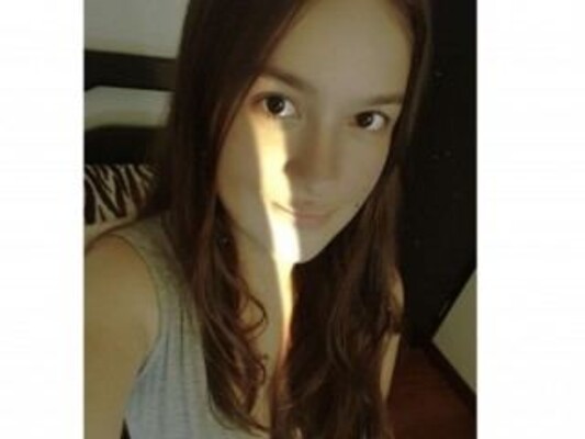 Image de profil du modèle de webcam kati3katon