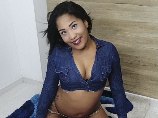 AlejandraRocca cam model profile picture 