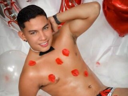 Frank_Naughty cam model profile picture 