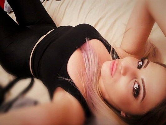 Foto de perfil de modelo de webcam de Nancy_Cute18 