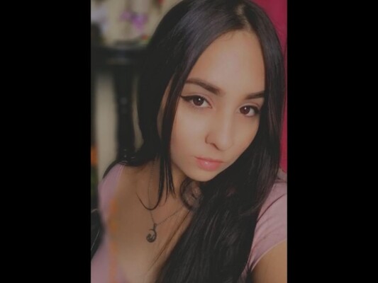 YOCELYN_STONE cam model profile picture 