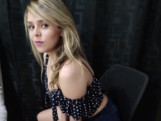 Foto de perfil de modelo de webcam de Karla_Jonnes 