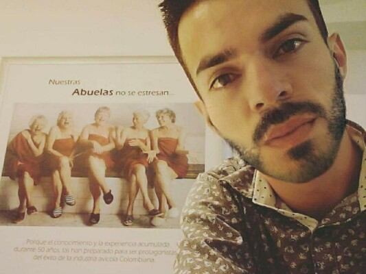 Alejandrorossi profilbild på webbkameramodell 