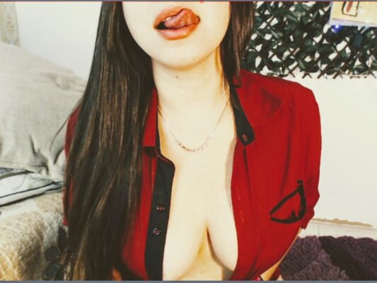 Image de profil du modèle de webcam lulala_rose