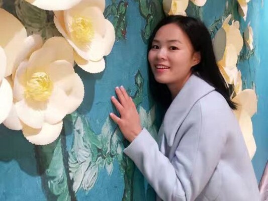 Amandasai profilbild på webbkameramodell 