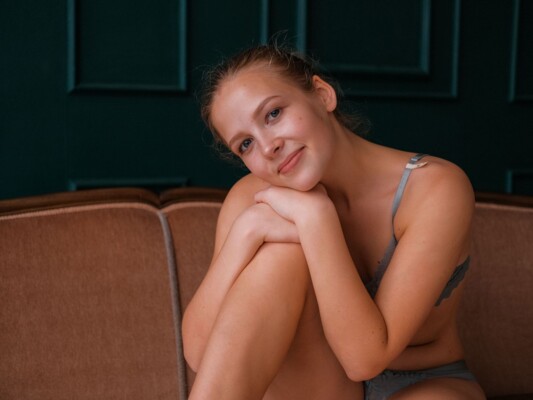 Profilbilde av MarthaRoux webkamera modell