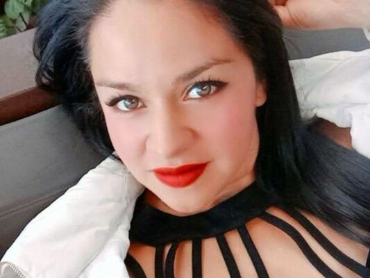 Live Cam & Sex Chat with Scarlett_Dolls on Rabbits Cams