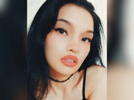 Fanmina_Zhu profilbild på webbkameramodell 