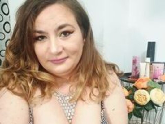 Foto de perfil de modelo de webcam de KristineSS 