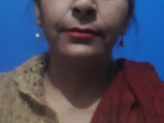 Indian_tanya profilbild på webbkameramodell 