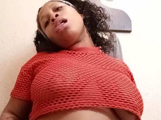 Lovvelyrayray cam model profile picture 