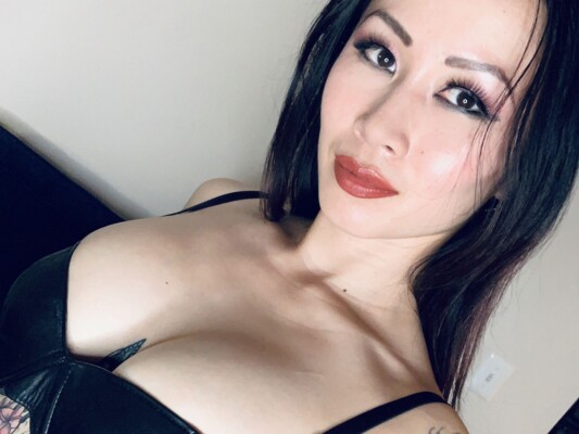 InkedAsianGoddess Profilbild des Cam-Modells 