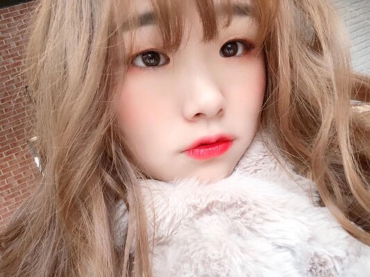 xiaosisibaby cam model profile picture 