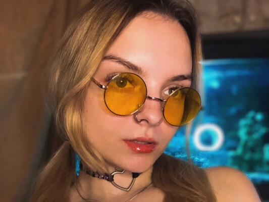 Foto de perfil de modelo de webcam de AlechkaLux 