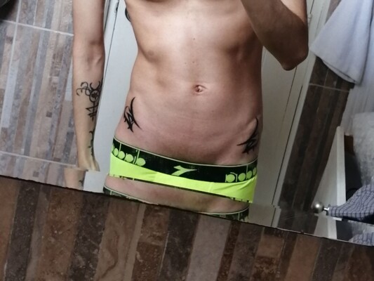 Slimboy336 immagine del profilo del modello di cam