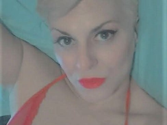 Foto de perfil de modelo de webcam de RoxyRizso 