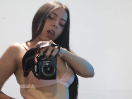 SandraParadise profielfoto van cam model 